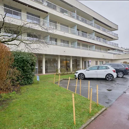 L'adreia Confortable T2 - Renove - Lumineux - Calme - Parking - Proche Lille & Tramway Apartment Marcq-en-Baroeul
