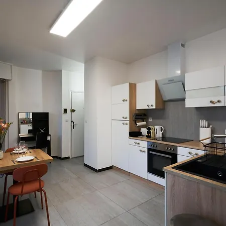 Daire L'adreia Confortable T2 - Renove - Lumineux - Calme - Parking - Proche Lille & Tramway