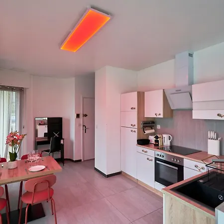 Daire L'adreia Confortable T2 - Renove - Lumineux - Calme - Parking - Proche Lille & Tramway *