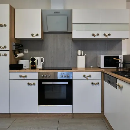 L'adreia Confortable T2 - Renove - Lumineux - Calme - Parking - Proche Lille & Tramway Apartment