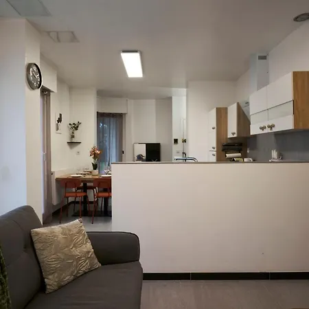 Apartment L'adreia Confortable T2 - Renove - Lumineux - Calme - Parking - Proche Lille & Tramway